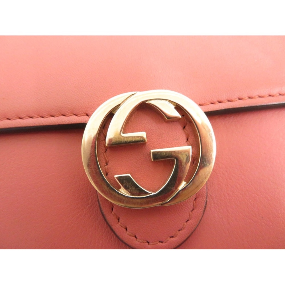 ❌SOLD❌GUCCI LOGO LEATHER WOC CROSSBODY BAG - Picture 2 of 13